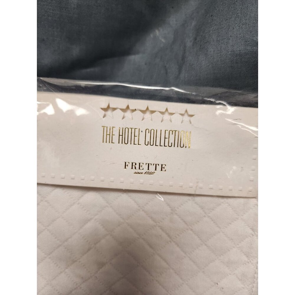 Frette Hotel Classic Melody Euro Sham 20 in x 20 in White 100% Cotton NEW! - Picture 3 of 7